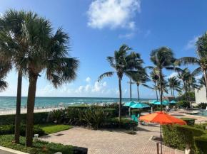 Amazing beachfront condo at Tides on Hollywood Beach Luxury Resort
